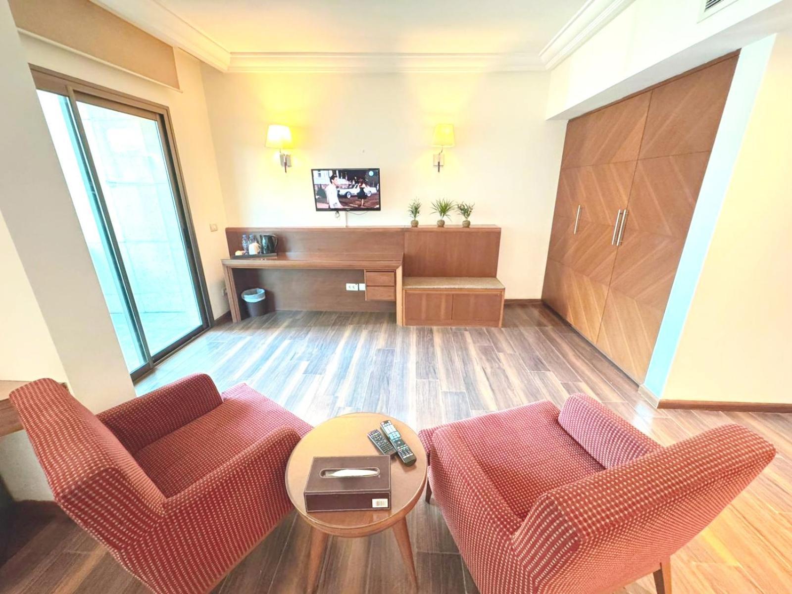 King Suites Hotel Beirute Exterior foto